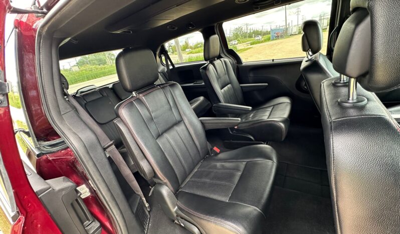 
								2018 DODGE GRAND CARAVAN  FULLY LOADED CLEAN TITLE full									