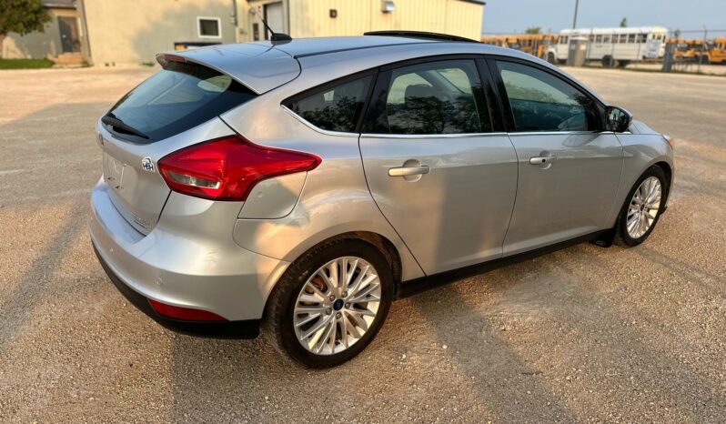 
								2016 FORD FOCUS TITANIUM CLEAN TITLE FULLY LOADED full									