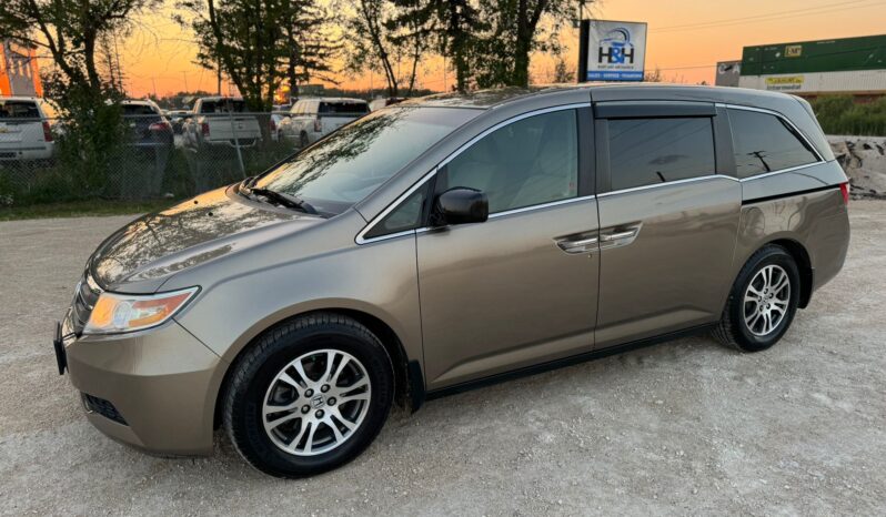 
								2011 HONDA ODYSSEY CLEAN TITLE  NEW MANITOBA SAFETY full									