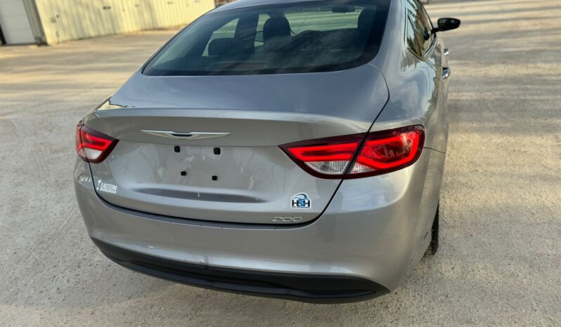 
								2015 CHRYSLER 200 CLEAN TITLE full									