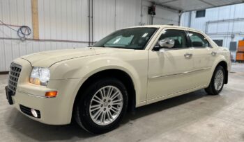 
										2010 CHRYSLER 300 TOURING  FULLY LOADED CLEAN TITLE full									