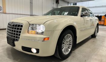 
										2010 CHRYSLER 300 TOURING  FULLY LOADED CLEAN TITLE full									