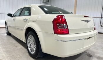 
										2010 CHRYSLER 300 TOURING  FULLY LOADED CLEAN TITLE full									