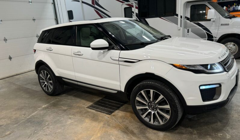 
								2016 RANGE ROVER EVOQUE AWD clean title fully loaded full									