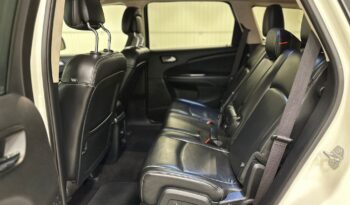 
										2017 DODGE JOURNEY CROSSROAD AWD fully loaded clean title full									