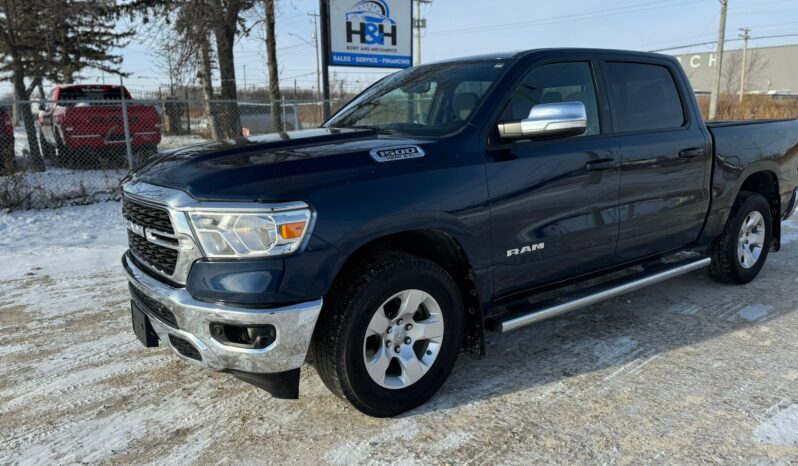 
								2022 Dodge RAM 1500,BIG HORN CREW CAB SH, CLEAN TITLE, SAFETIED, LOADED. full									