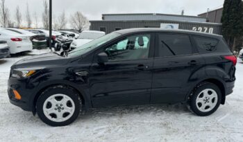 
										2019 Ford Escape S full									