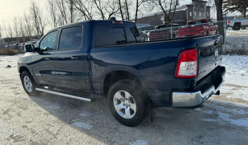 
								2022 Dodge RAM 1500,BIG HORN CREW CAB SH, CLEAN TITLE, SAFETIED, LOADED. full									