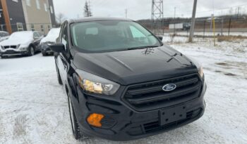 
										2019 Ford Escape S full									