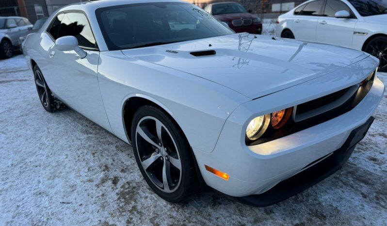 
								2014 DODGE CHALLENGE R/T CLEAN TITLE full									