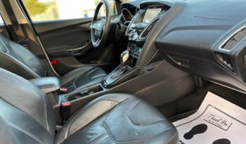 
										2016 FORD FOCUS TITANIUM CLEAN TITLE fully loaded full									