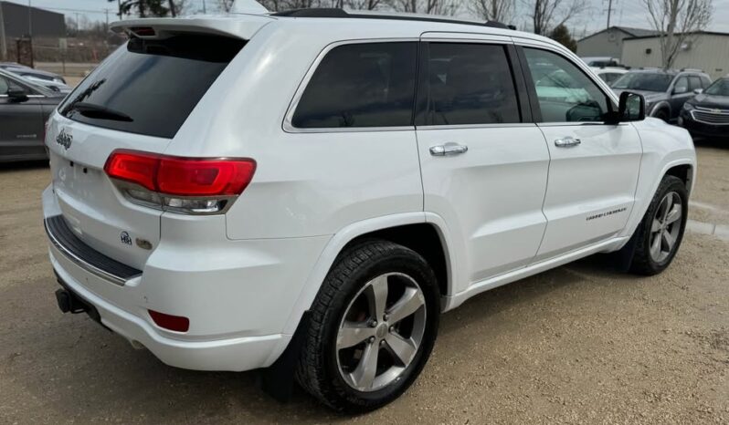 
								2014 JEEP GRAND CHEROKEE OVERLAND fully loaded clean title full									