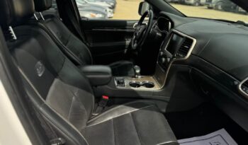 
										2014 JEEP GRAND CHEROKEE OVERLAND fully loaded clean title full									