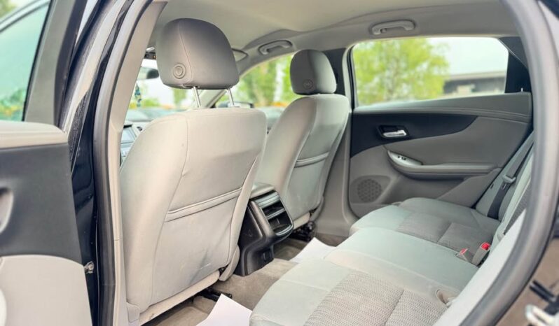 
								2017 CHEVROLET IMPALA clean title full									