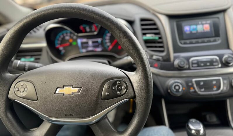 
								2017 CHEVROLET IMPALA clean title full									