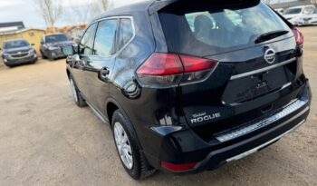 
										2018 NISSAN ROGUE clean title full									