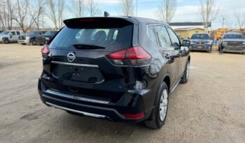 
										2018 NISSAN ROGUE clean title full									