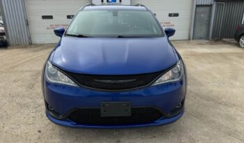 
										2020 CHRYSLER  PACIFICA TOURING L CLEAN TITLE FULLY LOADED full									