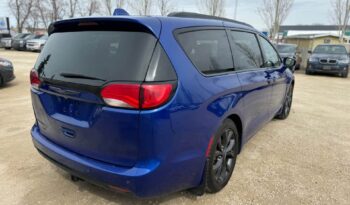 
										2020 CHRYSLER  PACIFICA TOURING L CLEAN TITLE FULLY LOADED full									