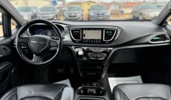 
										2020 CHRYSLER  PACIFICA TOURING L CLEAN TITLE FULLY LOADED full									