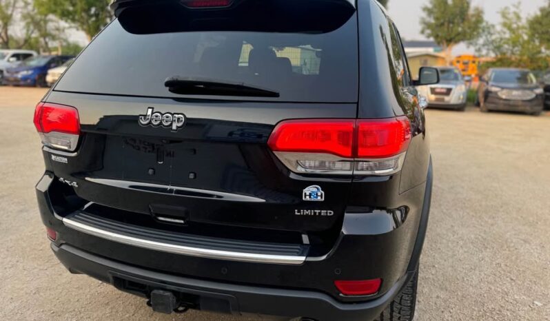 
								2018 JEEP GRAND CHEROKEE LIMITED clean title fully loaded full									