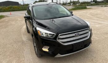 
										2018 FORD ESCAPE TITANIUM clean title fully loaded full									