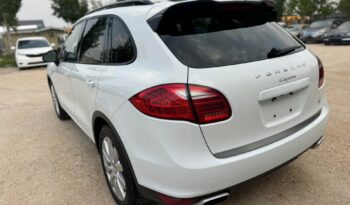 
										2013 PORSCHE CAYENNE, AWD clean title fully loaded full									
