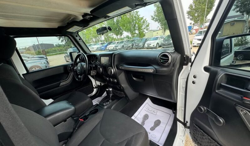 
								2018 JEEP WRANGLER JK. SPORT 4X4 clean title full									