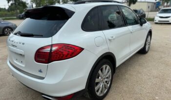 
										2013 PORSCHE CAYENNE, AWD clean title fully loaded full									