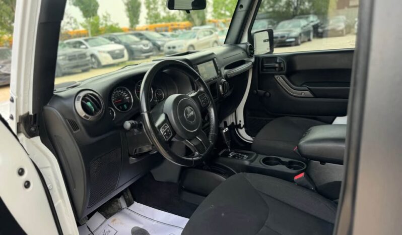 
								2018 JEEP WRANGLER JK. SPORT 4X4 clean title full									
