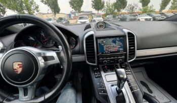 
										2013 PORSCHE CAYENNE, AWD clean title fully loaded full									