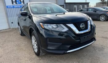 
										2018 NISSAN ROGUE clean title full									
