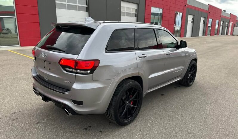 
								2016 SRT JEEP GRAND CHEROKEE fully loaded clean title full									