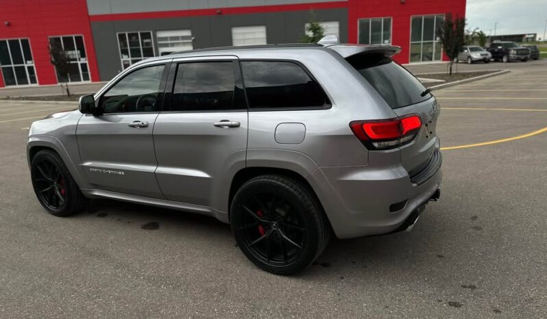 
								2016 SRT JEEP GRAND CHEROKEE fully loaded clean title full									