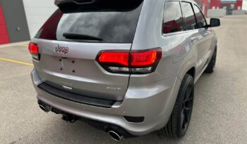 
										2016 SRT JEEP GRAND CHEROKEE fully loaded clean title full									