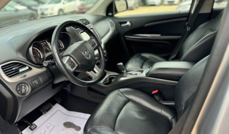 
								2018 DODGE JOURNEY clean title fully loaded full									
