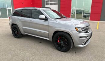
										2016 SRT JEEP GRAND CHEROKEE fully loaded clean title full									