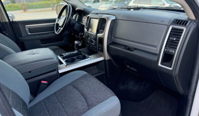 
								2013 DODGE RAM 1500 BIGHORN clean title 4×4 full									