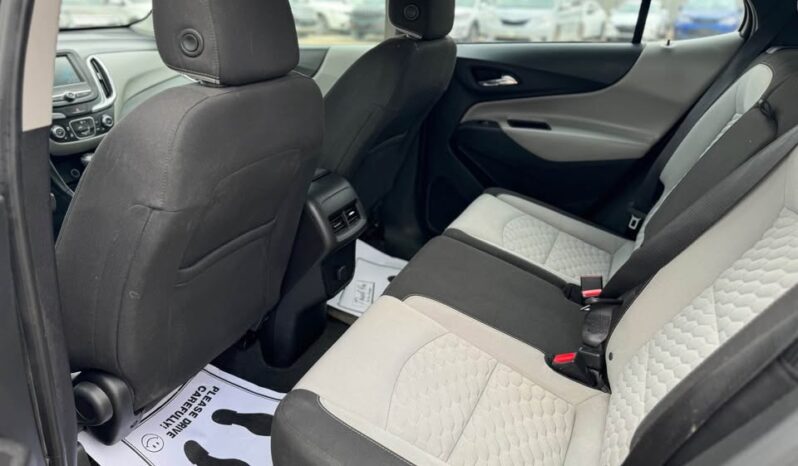 
								2018 CHEVROLET EQUINOX AWD clean title full									