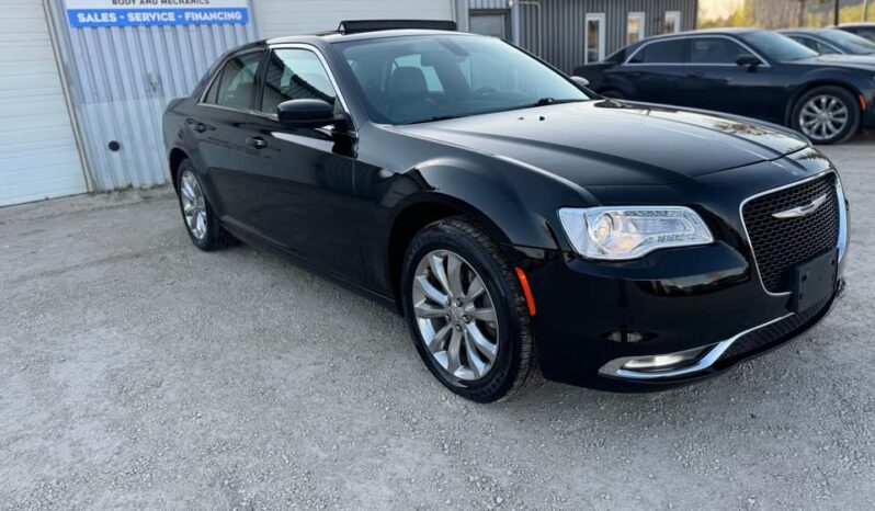
								2016 CHRYSLER 300 AWD  FULLY LOADED CLEAN TITLE full									
