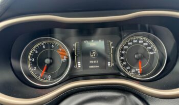 
										2016 JEEP CHEROKEE AWD clean title full									
