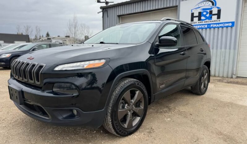 
								2016 JEEP CHEROKEE AWD clean title full									