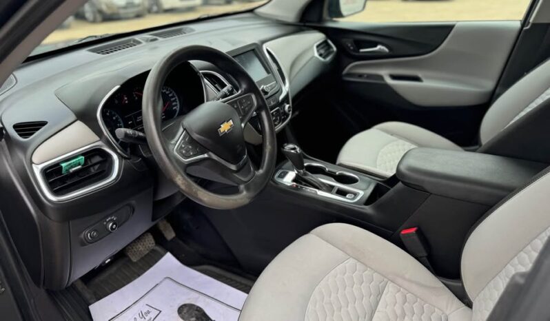 
								2018 CHEVROLET EQUINOX AWD clean title full									