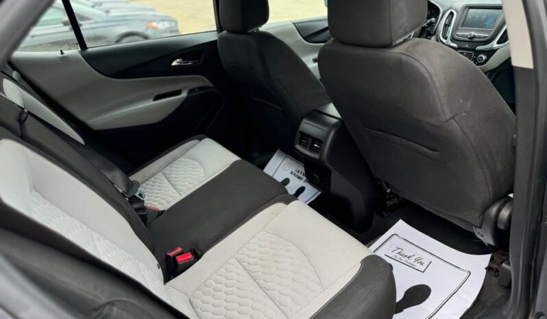 
								2018 CHEVROLET EQUINOX AWD clean title full									