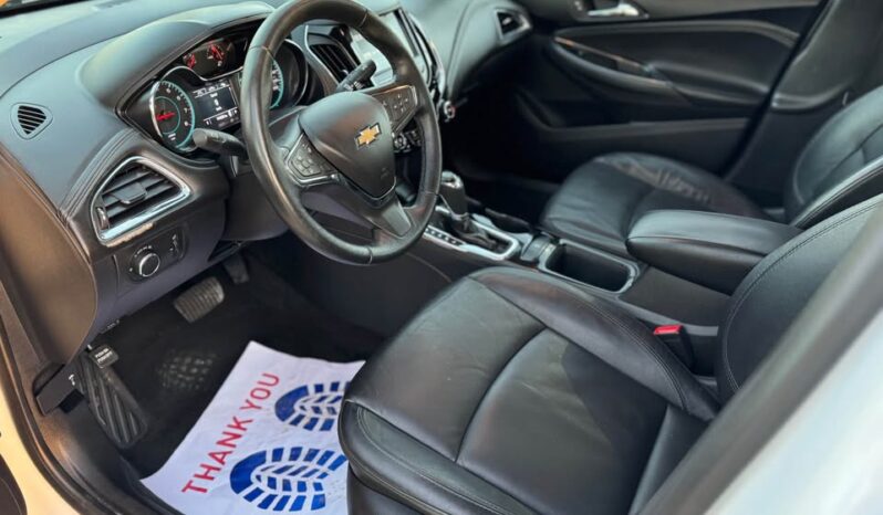 
								2018 CHEVROLET CRUZE PREMER clean title full									