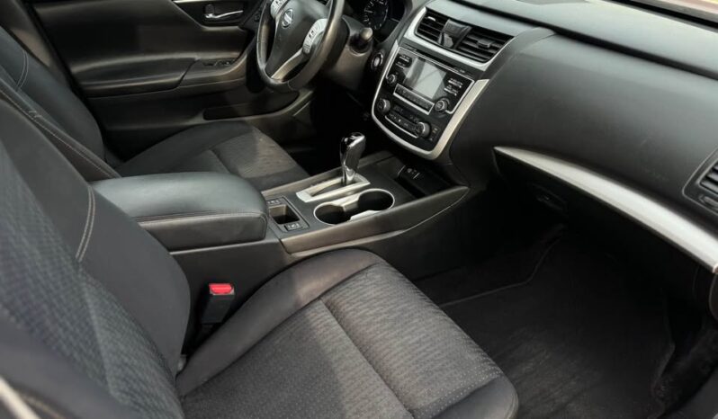 
								2017 Nissan Altima  CLEAN TITLE full									