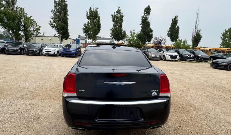 
								2018 CHRYSLER 300 limited  CLEAN TITLE FULLY LOADED full									
