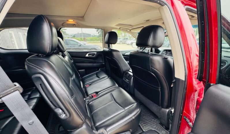 
								2017 NISSAN PATHFINDER AWD   CLEAN TITLE FULLY LOADED full									