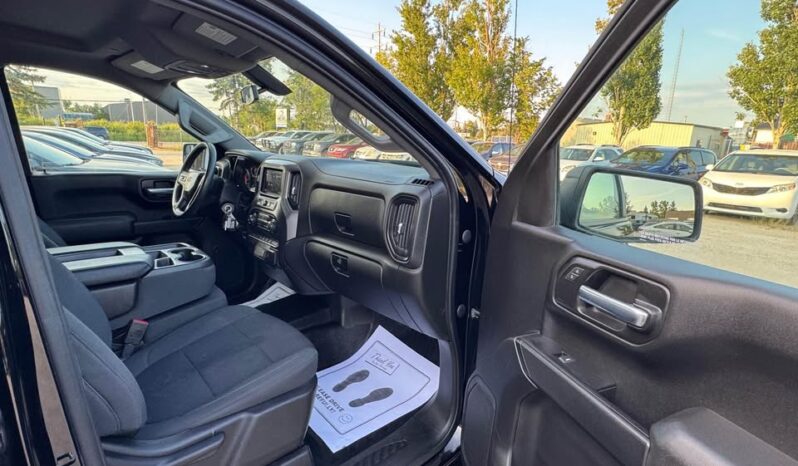 
								2021  CHEVROLET SILVERADO 1500 4X4 CLEAN TITLE full									