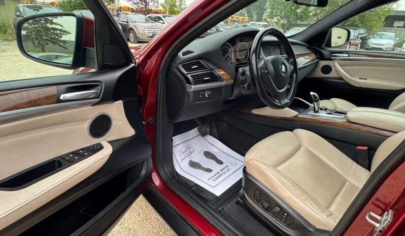 
								2012 BMW X6 AWD CLEAN TITLE FULLY LOADED full									